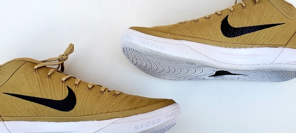 Kobe A.D. TB 'Team Gold'  
Sz 12.5 - Picture 3 of 5